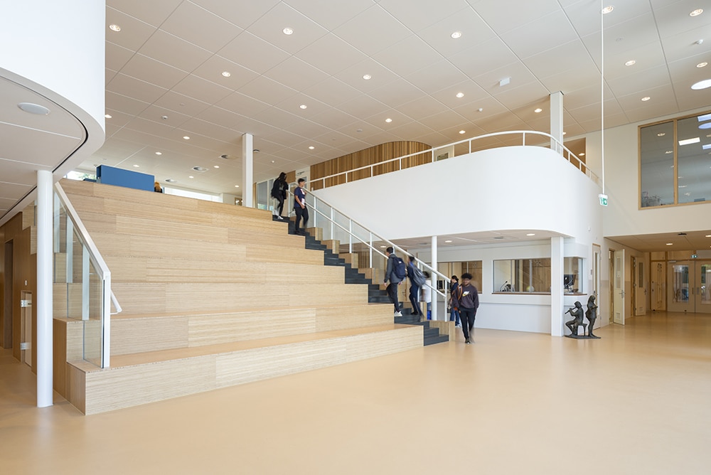 04 donker curtius den haag school spring architecten interieur tribune trap bewerkt
